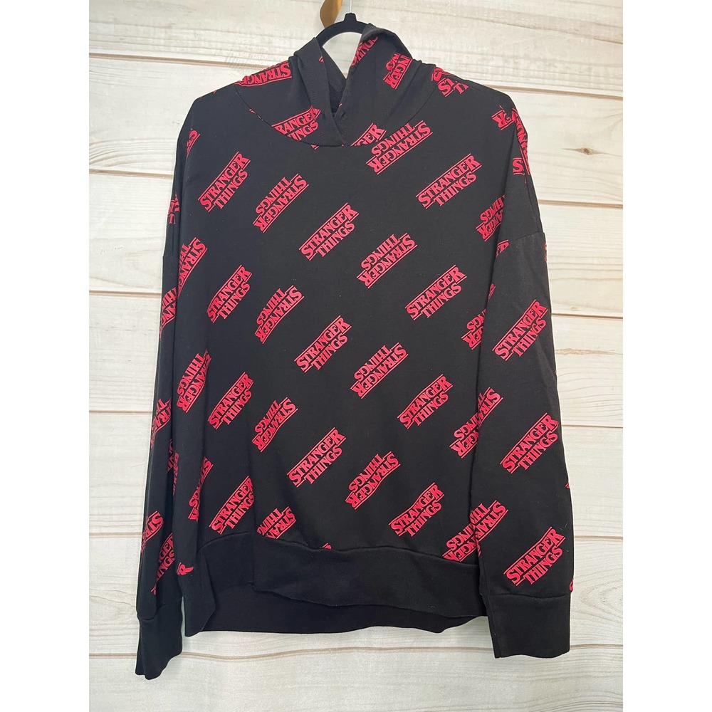 F28 Stranger Things Black Pullover Hoodie XL